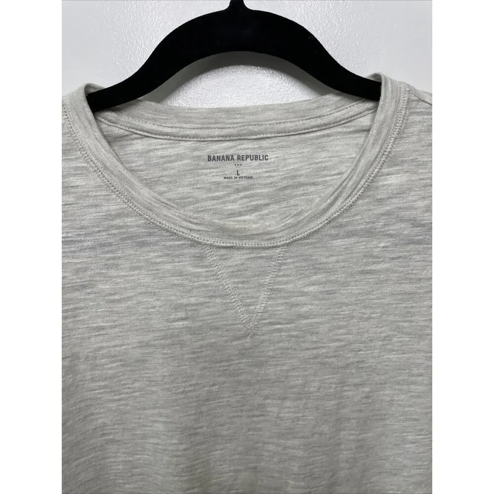 Banana Republic Long Sleeve Men's L Gray‎ Stretchy Lightweight Crew Neck T-shirt